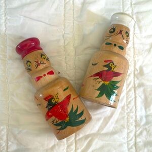 Vintage bow tie cat S&P shakers